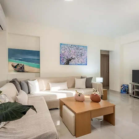 Newbulit 1km From The Center Of Chania شقة خانيا