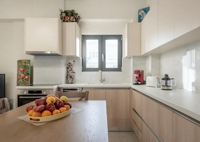 Newbulit 1km From The Center Of Chania *