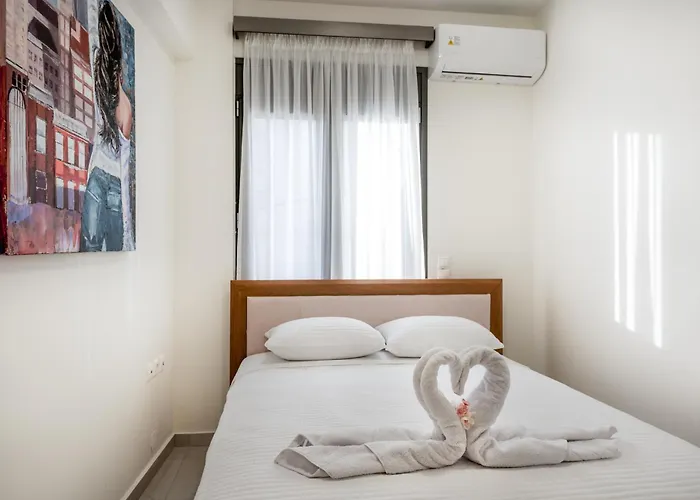 Newbulit 1km From The Center Of Chania