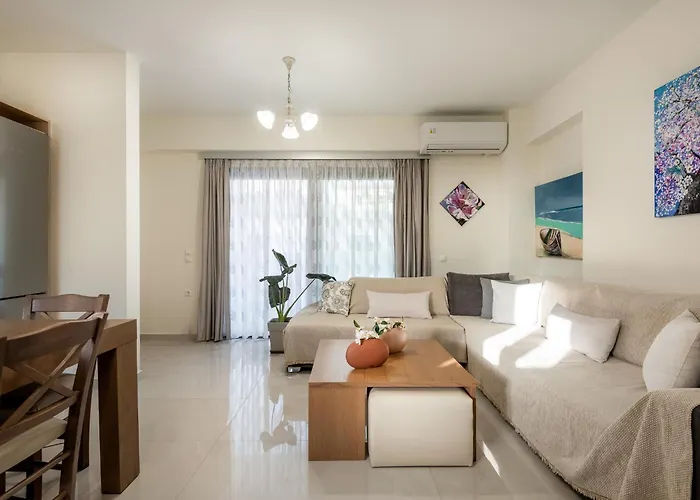 Newbulit 1km From The Center Of Chania *