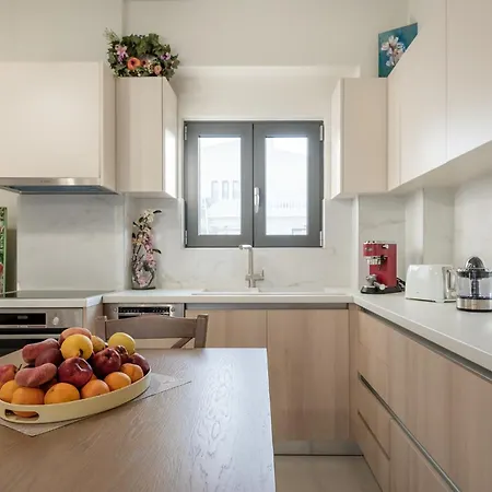 Newbulit 1km From The Center Of Chania *