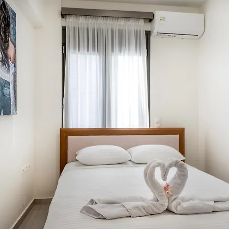 Newbulit 1km From The Center Of Chania